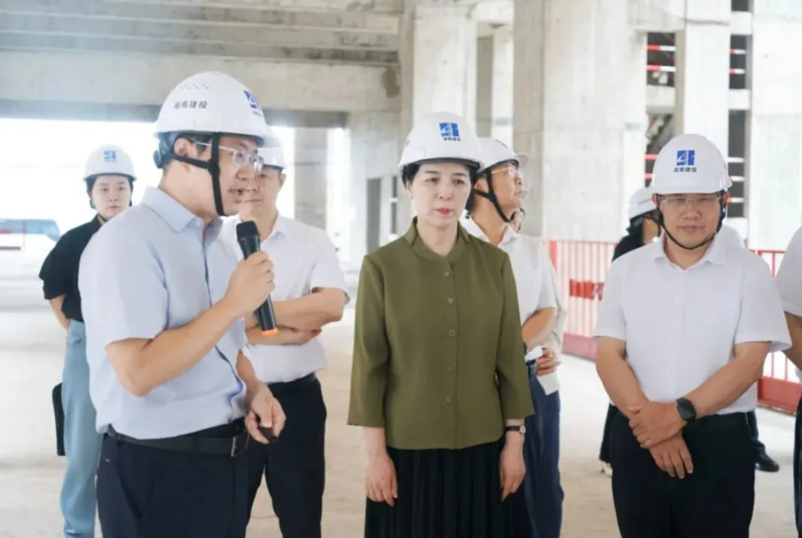 烏蘭帶隊到湖南建投有關(guān)企業(yè)和項目調(diào)研國有資產(chǎn)管理情況
