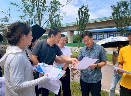 湖南建工地產(chǎn)黨委副書記周偉帶隊赴株洲早禾坪、湘潭興馬洲兩個項目實地踏勘