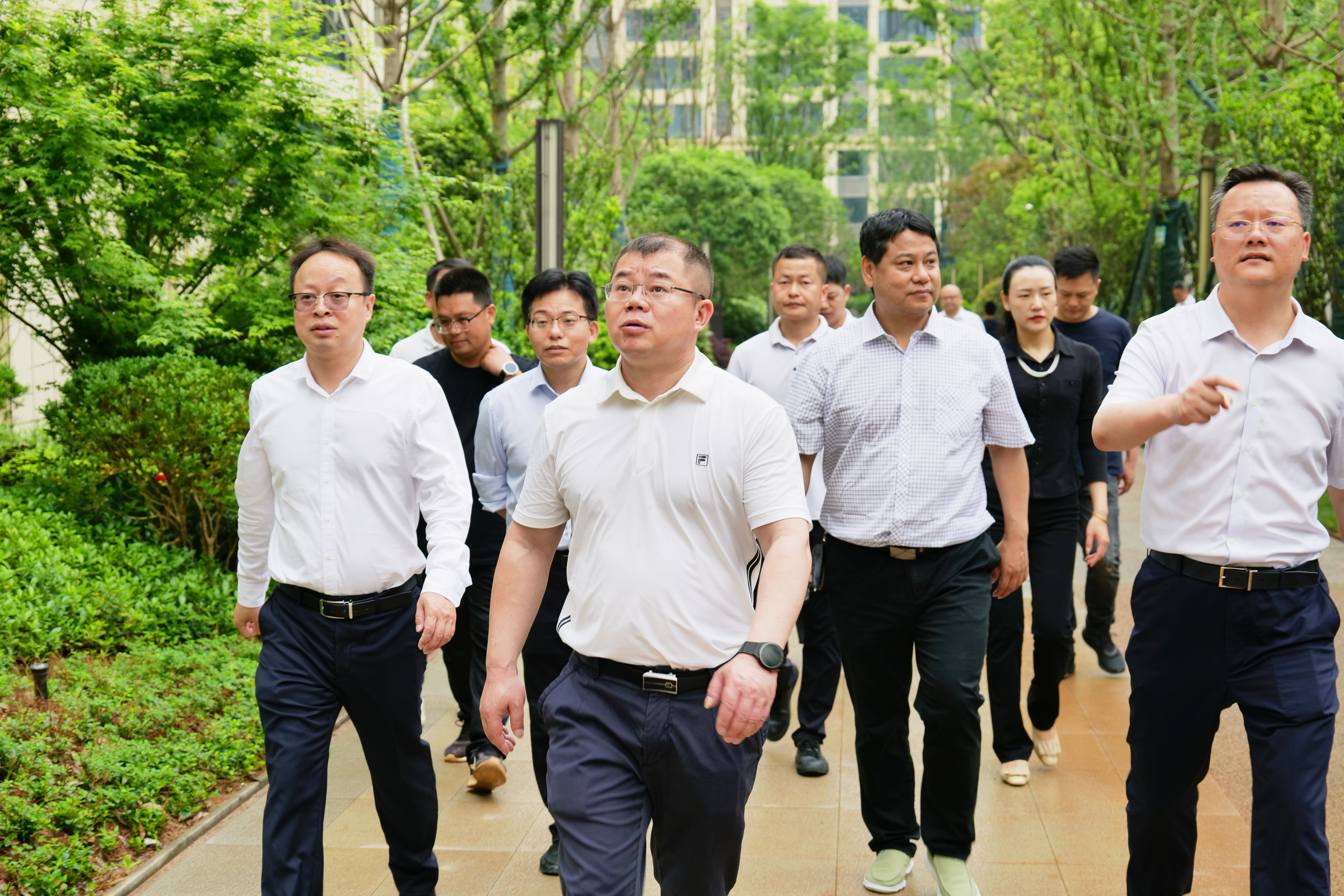 走找想促 | 公司黨委副書記、副董事長、總經理陽繼承帶隊調研湖南建投 · 象山國際項目并出席營銷圓桌會議
